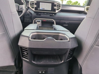 2025 Toyota Tundra 4WD 4WD SR5 CrewMax 5.5' Bed (SE)