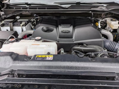 2025 Toyota Tundra 4WD 4WD SR5 CrewMax 5.5' Bed (SE)