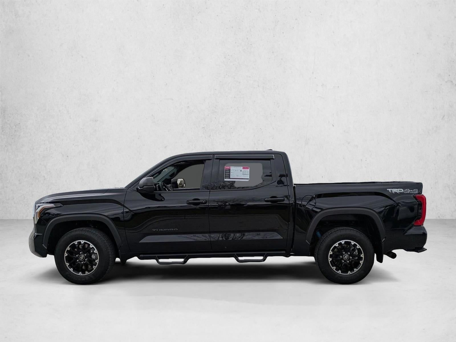 2025 Toyota Tundra 4WD 4WD SR5 CrewMax 5.5' Bed (SE)