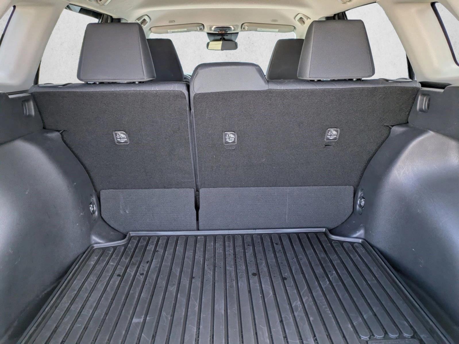 2023 Toyota Corolla Cross LE 2WD (Natl)