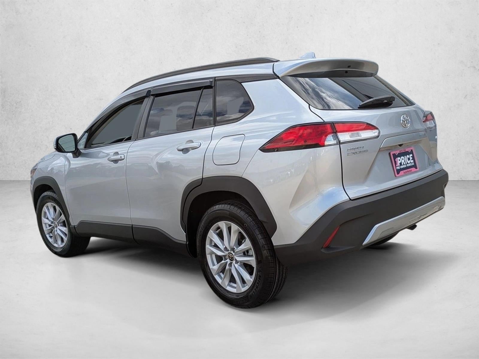 2023 Toyota Corolla Cross LE 2WD (Natl)