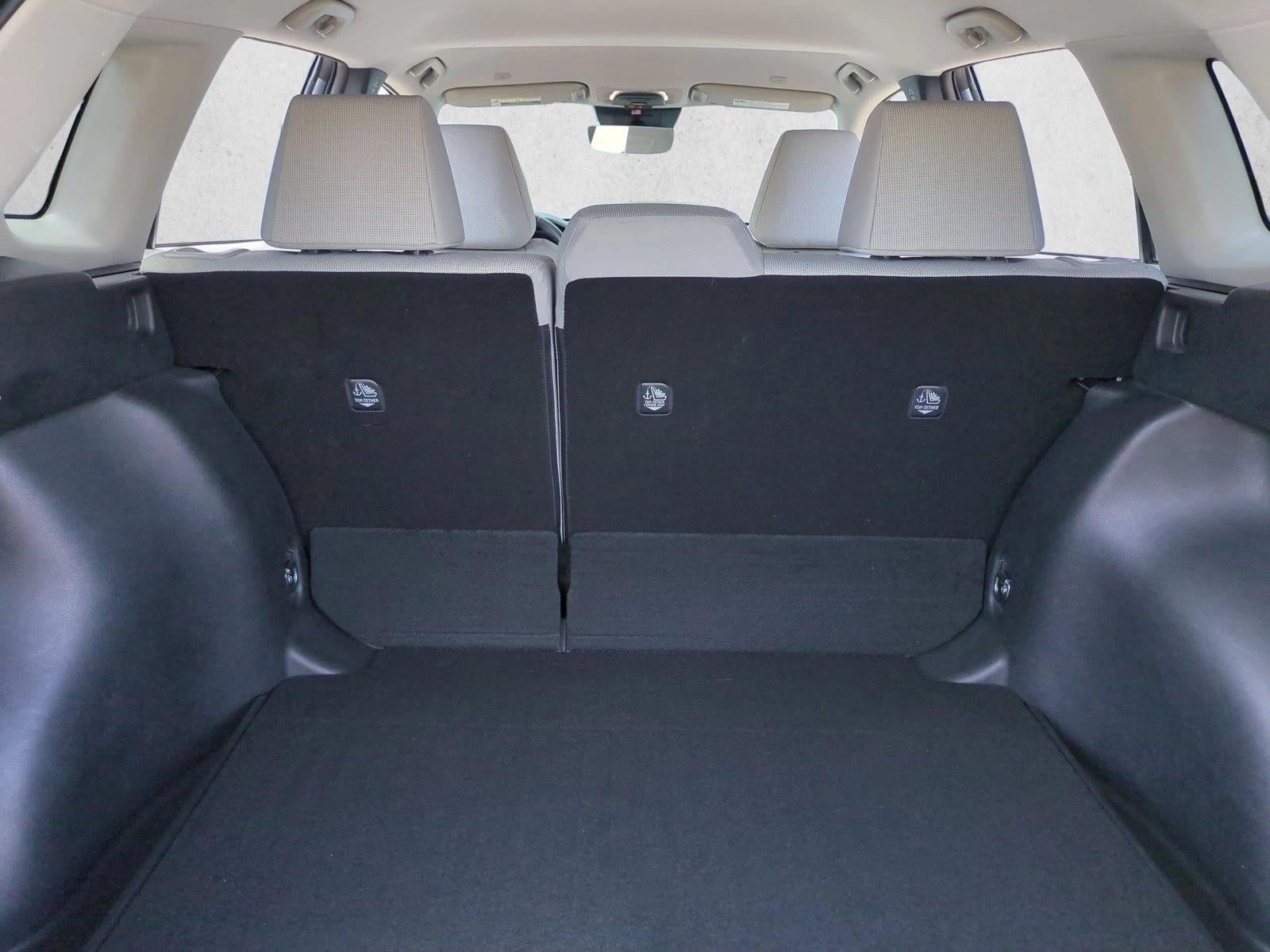 2025 Toyota Corolla Cross LE 2WD (Natl)