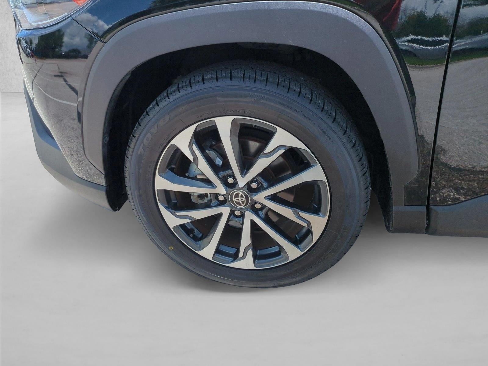 2023 Toyota Corolla Cross XLE 2WD (Natl)
