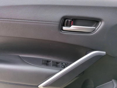 2023 Toyota Corolla Cross XLE 2WD (Natl)