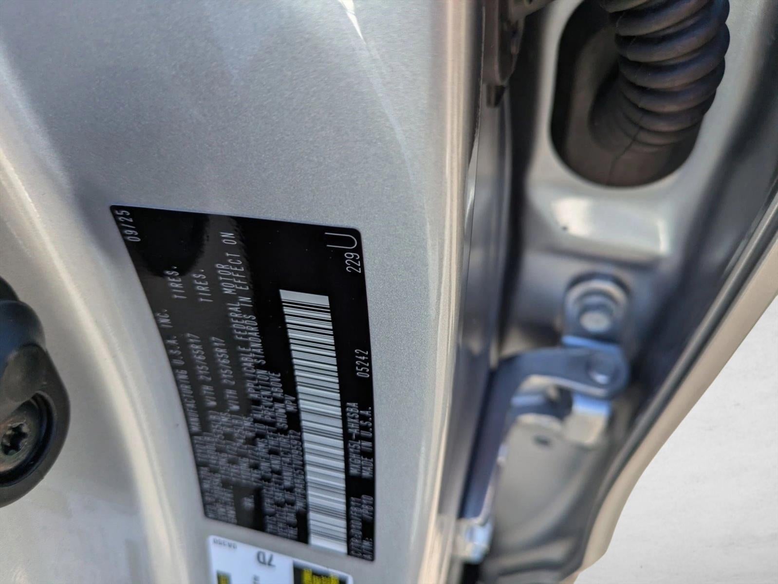 2026 Toyota Corolla Cross Hybrid SE 4WD (Natl)