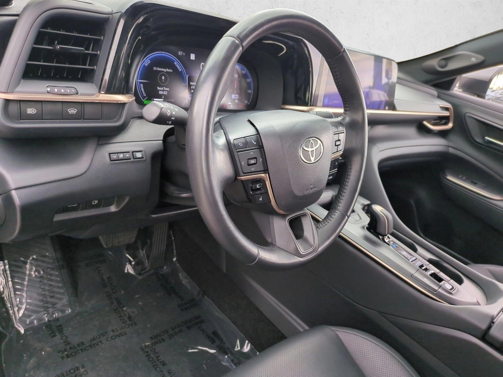 2023 Toyota Crown Limited AWD (Natl)