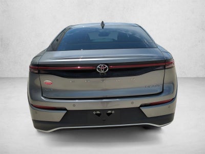 2023 Toyota Crown Limited AWD (Natl)