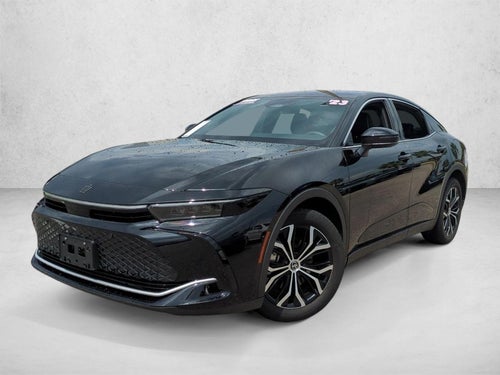 2023 Toyota Crown Limited AWD (Natl)