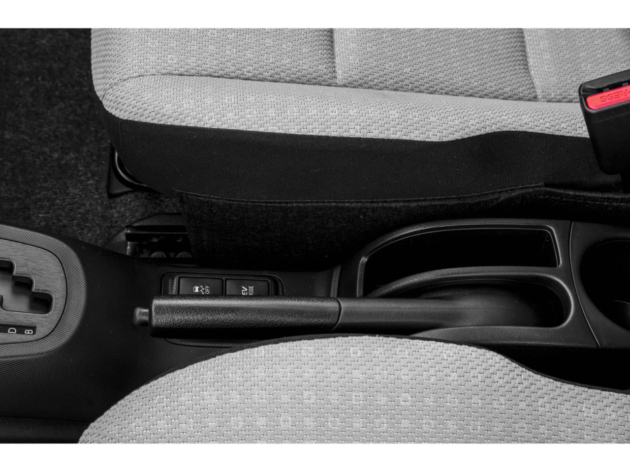 2015 Toyota Prius c 5dr HB One (SE)