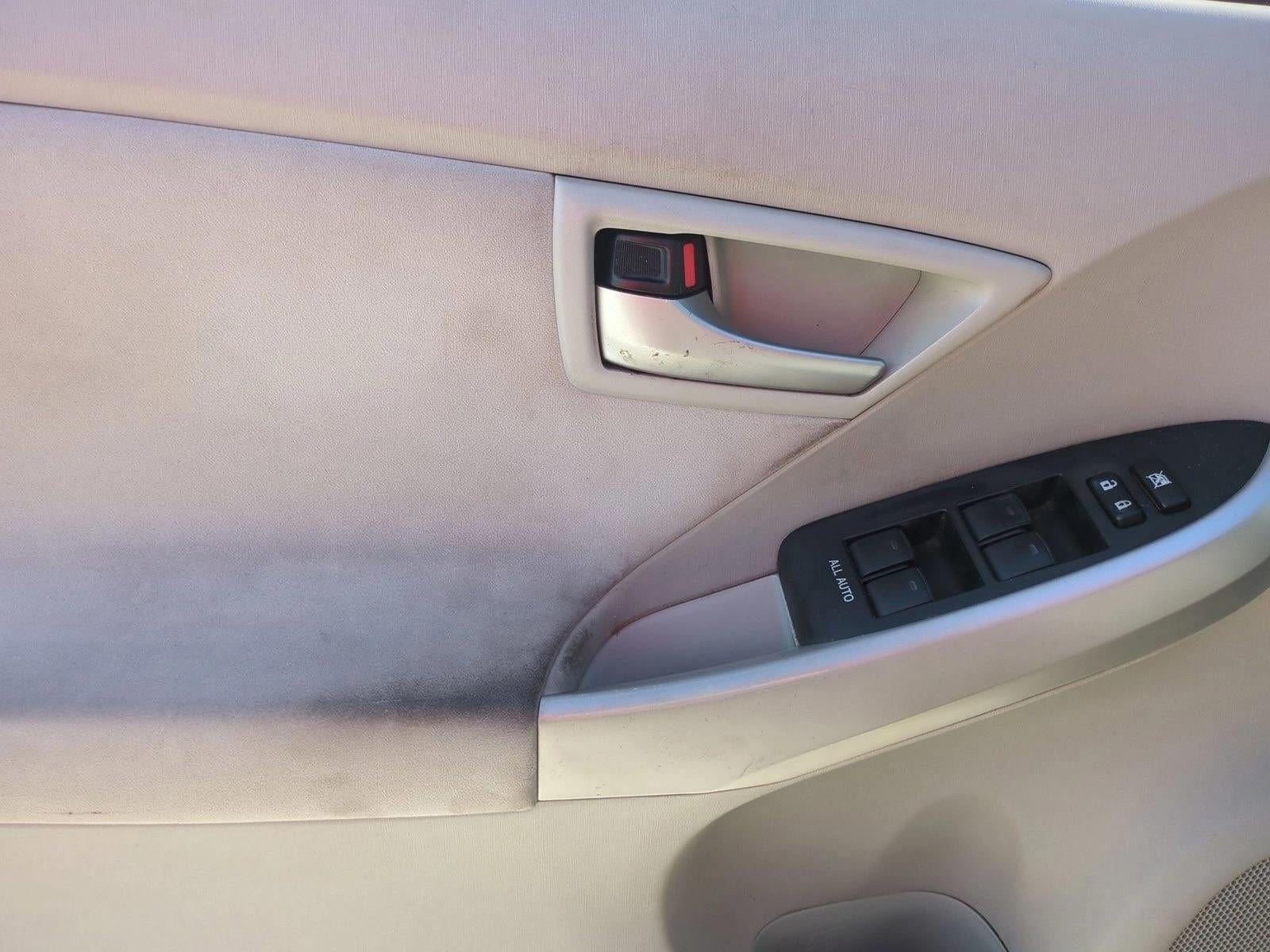 2015 Toyota Prius 5dr HB Two (SE)