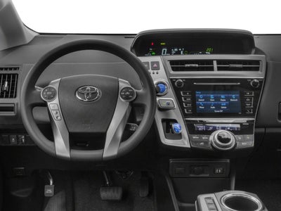 2017 Toyota Prius v Two (Natl)