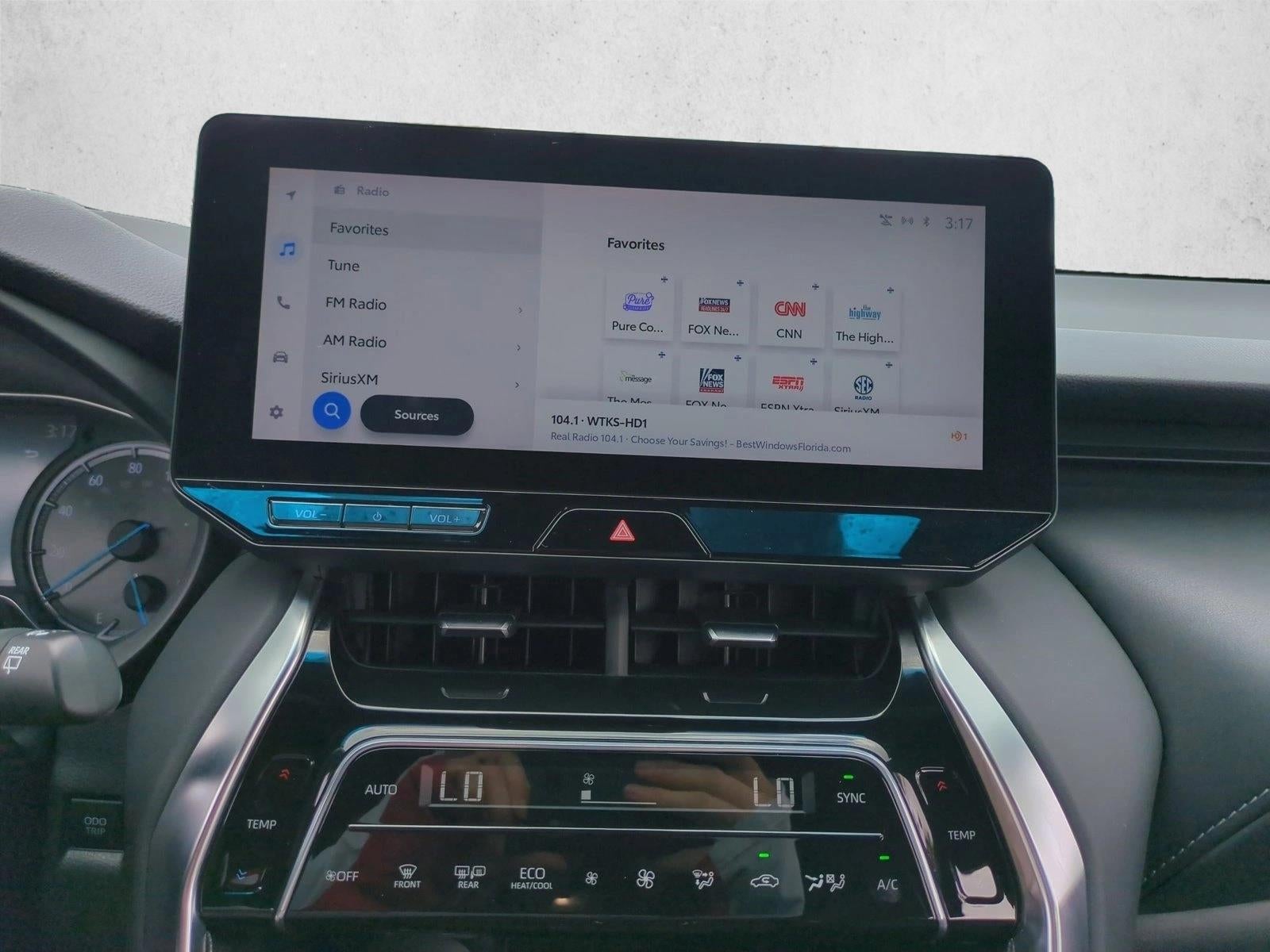 2024 Toyota Venza XLE AWD (SE)