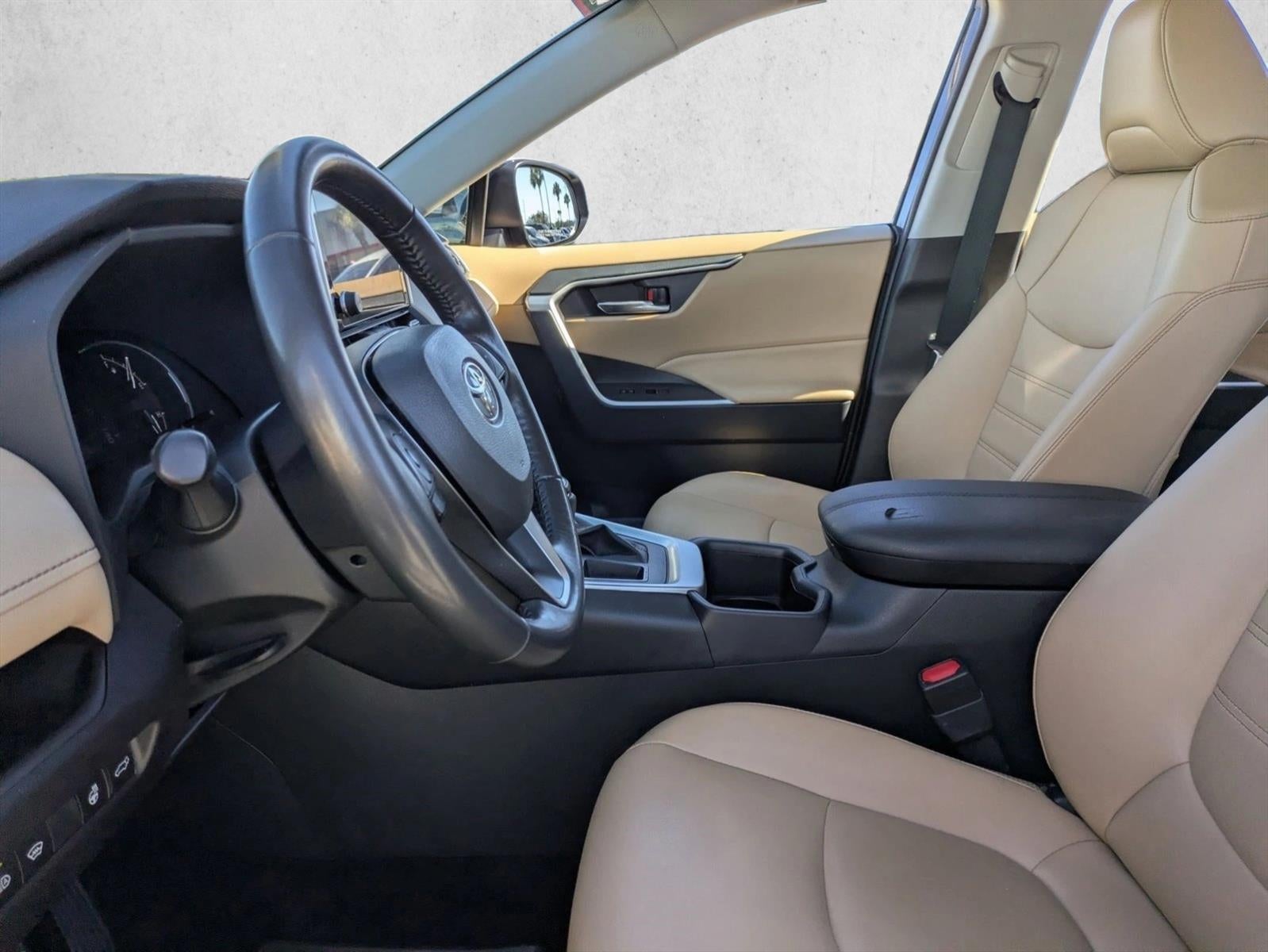 2024 Toyota RAV4 XLE Premium FWD (Natl)