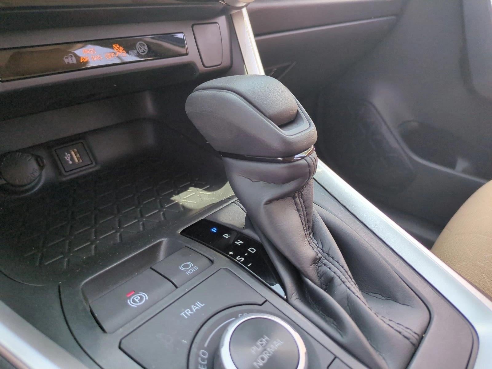 2025 Toyota RAV4 Hybrid XLE AWD (Natl)