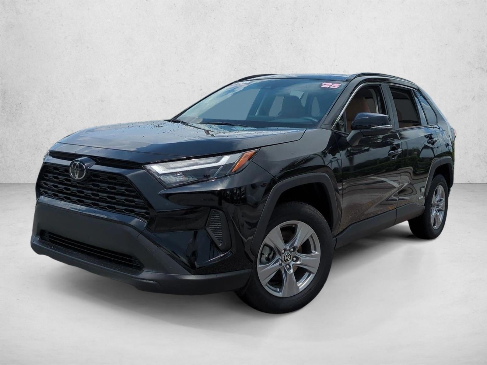 2025 Toyota RAV4 Hybrid XLE AWD (Natl)