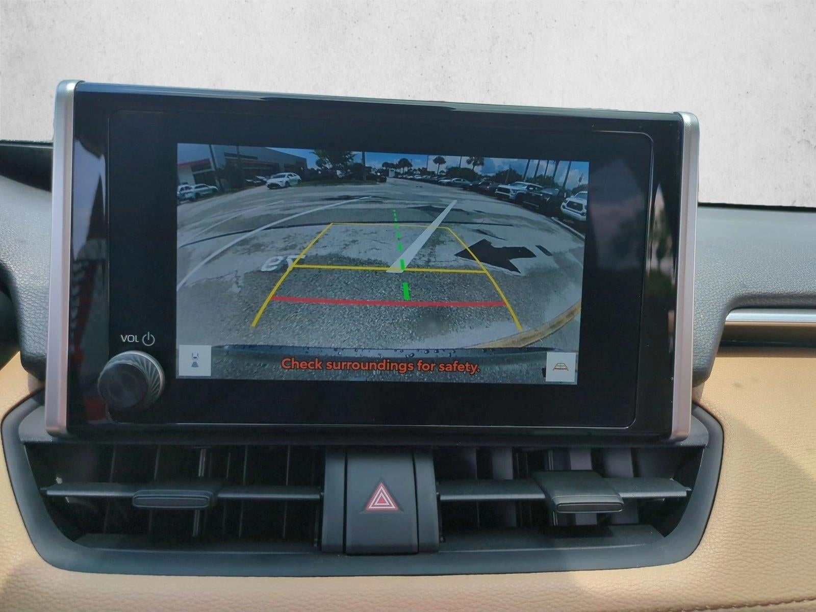 2025 Toyota RAV4 Hybrid XLE AWD (Natl)