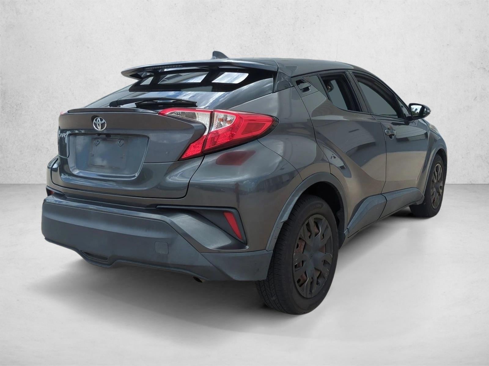 2019 Toyota C-HR LE FWD (Natl)