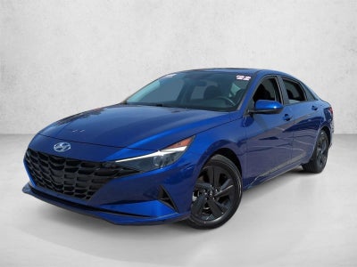 2022 Hyundai ELANTRA SEL IVT