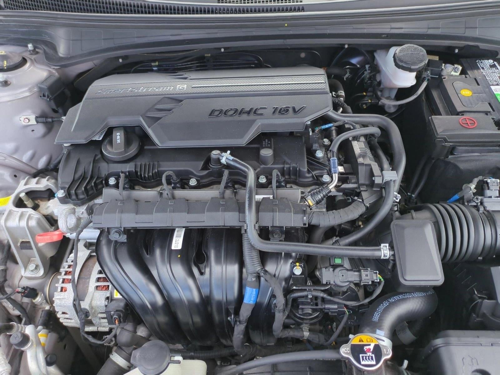 2021 Hyundai ELANTRA Limited IVT