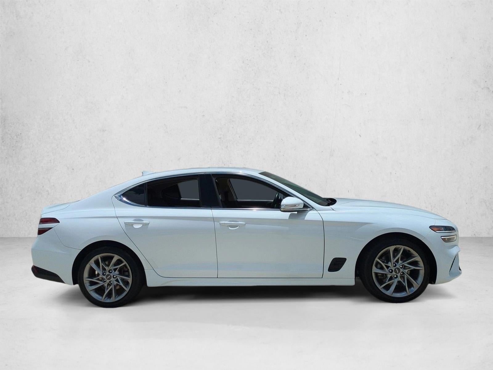 2022 Genesis G70 2.0T RWD