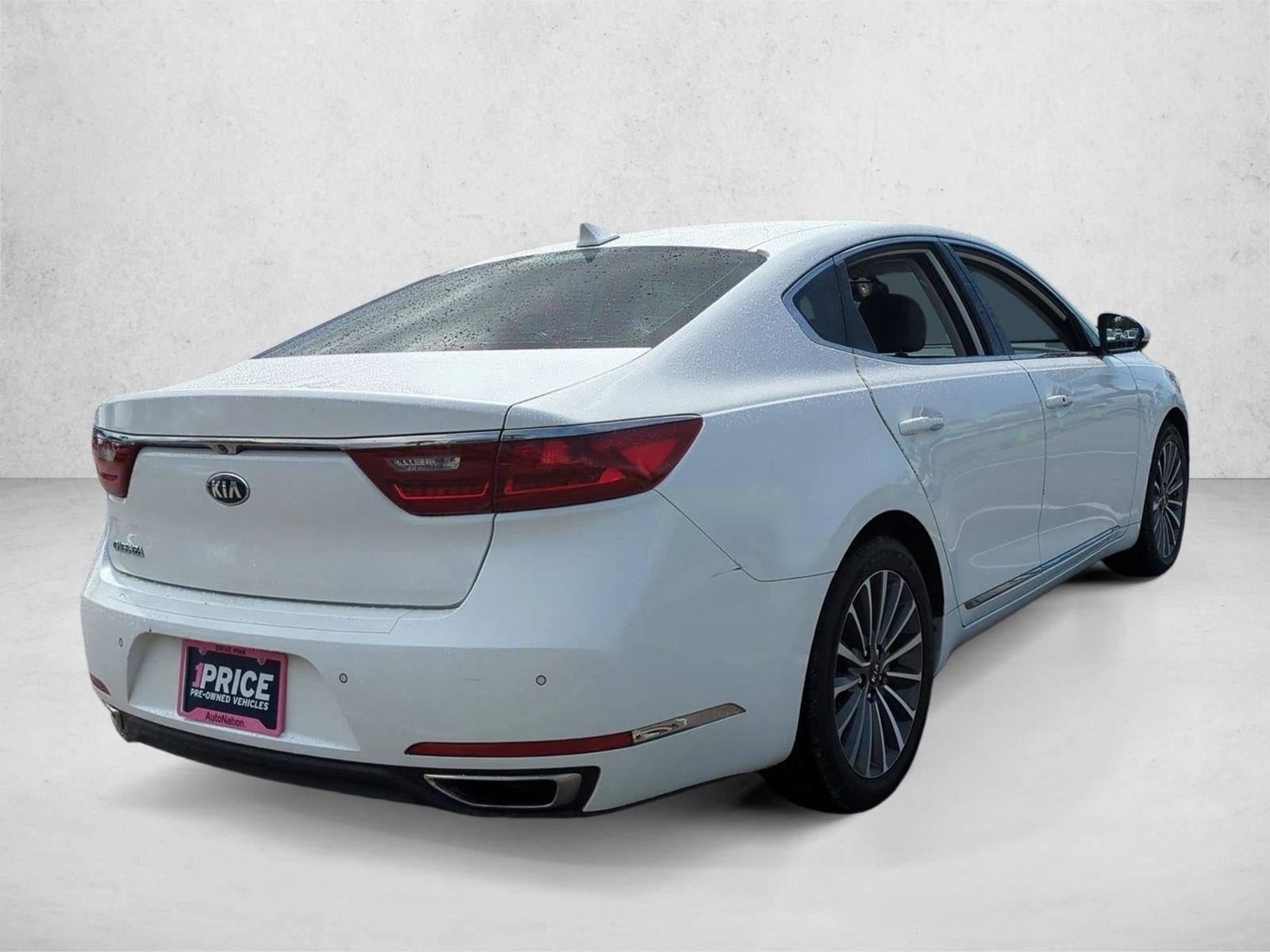2019 Kia Cadenza Premium Sedan