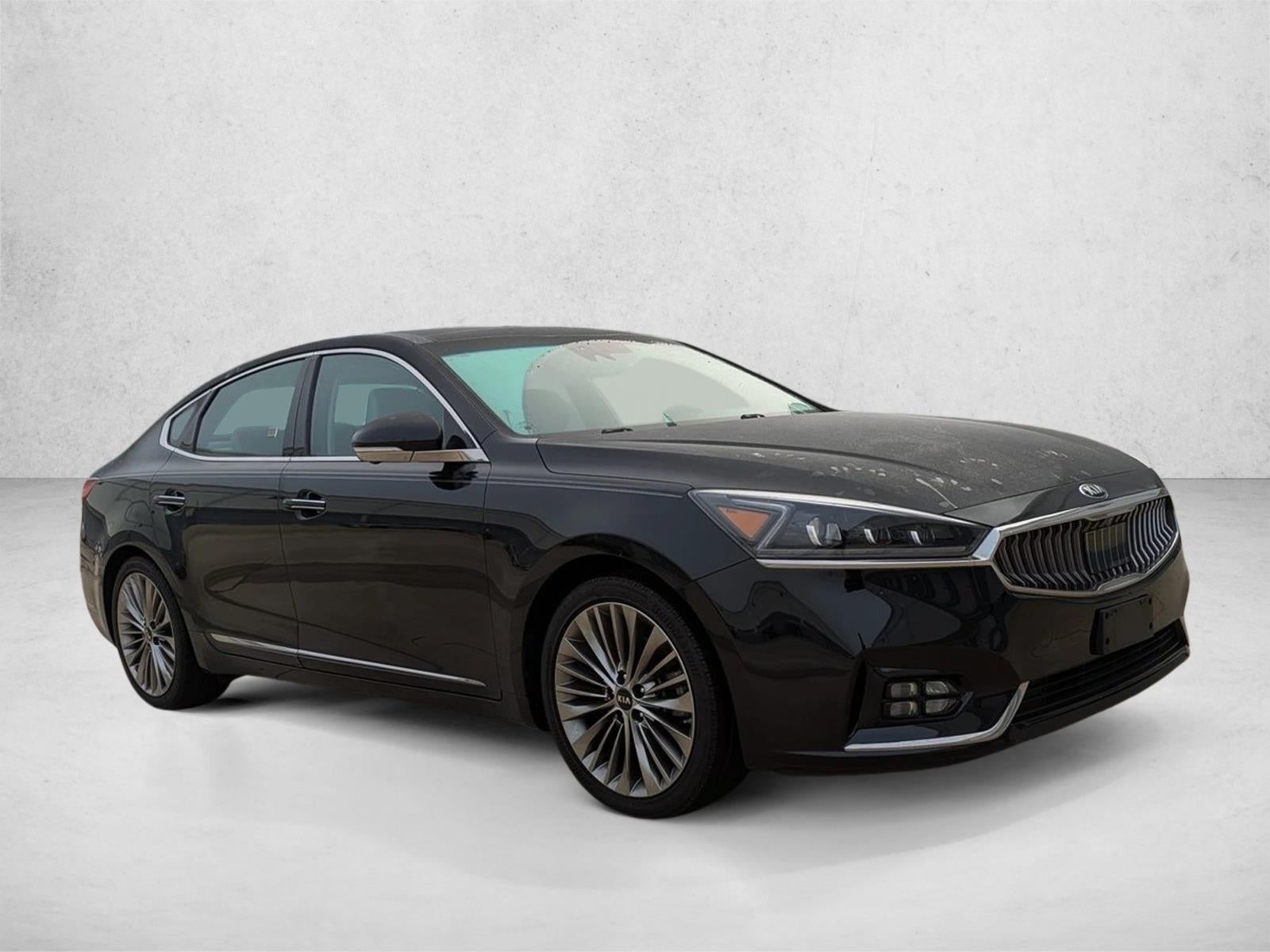 2019 Kia Cadenza Limited Sedan