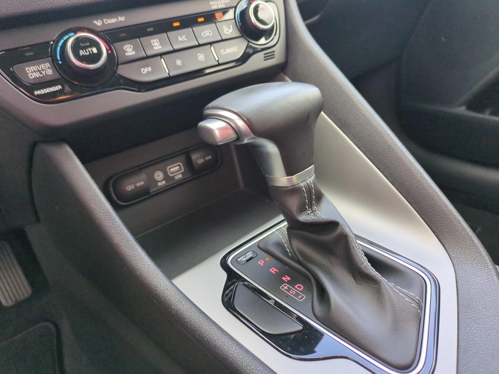2017 Kia Niro LX FWD