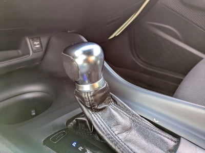 2018 Toyota C-HR XLE Premium FWD (Natl)