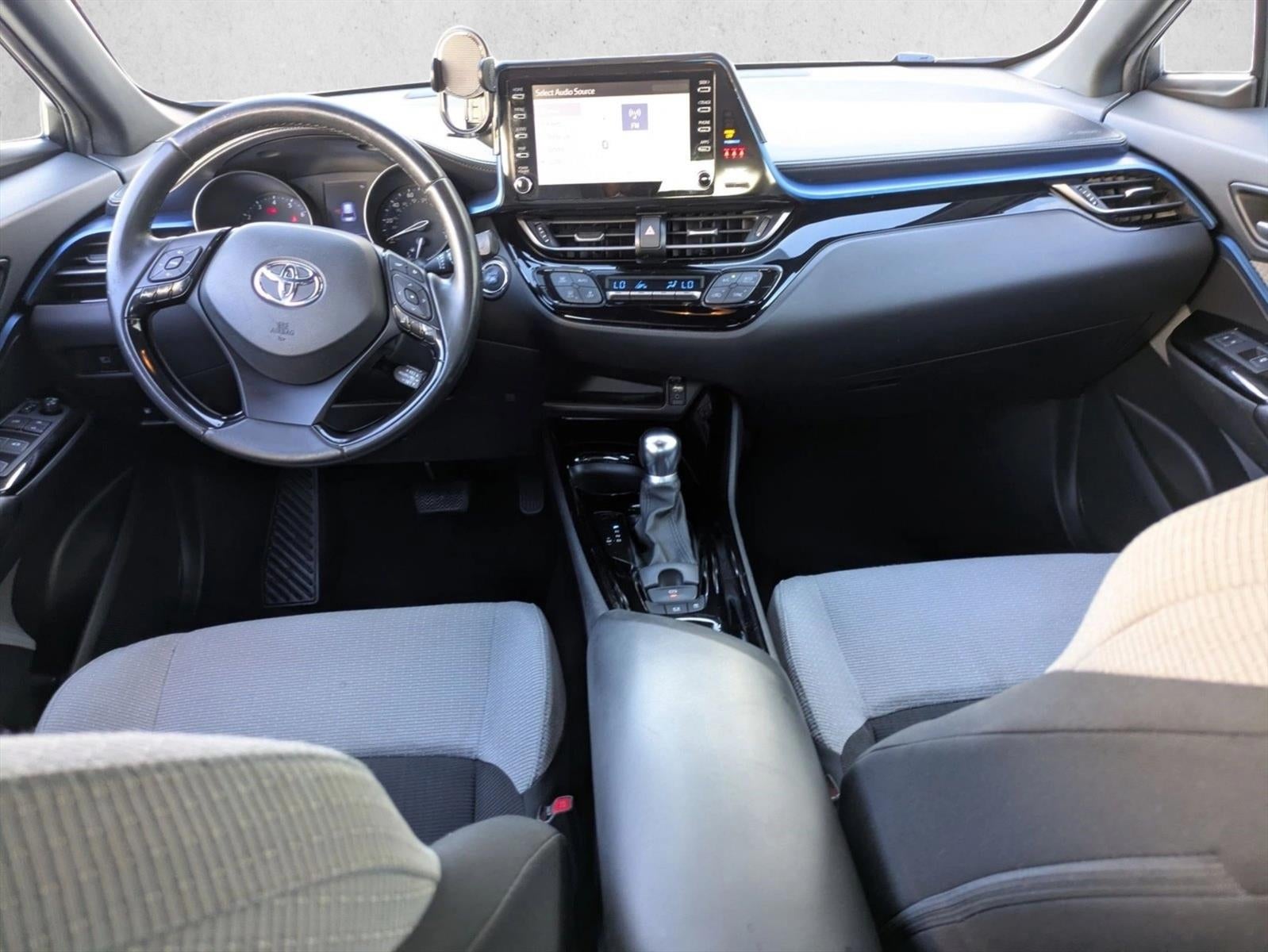 2019 Toyota C-HR XLE FWD (Natl)