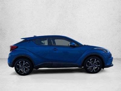 2019 Toyota C-HR XLE FWD (Natl)