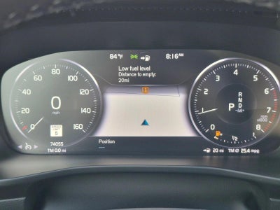 2022 Volvo XC40 T5 AWD R-Design