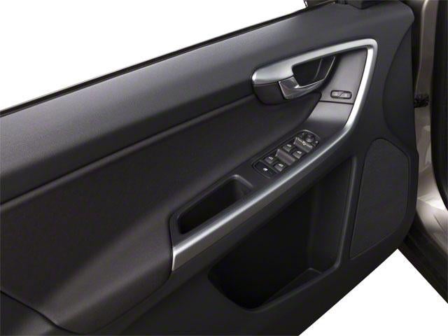 2012 Volvo XC60 FWD 4dr 3.2L