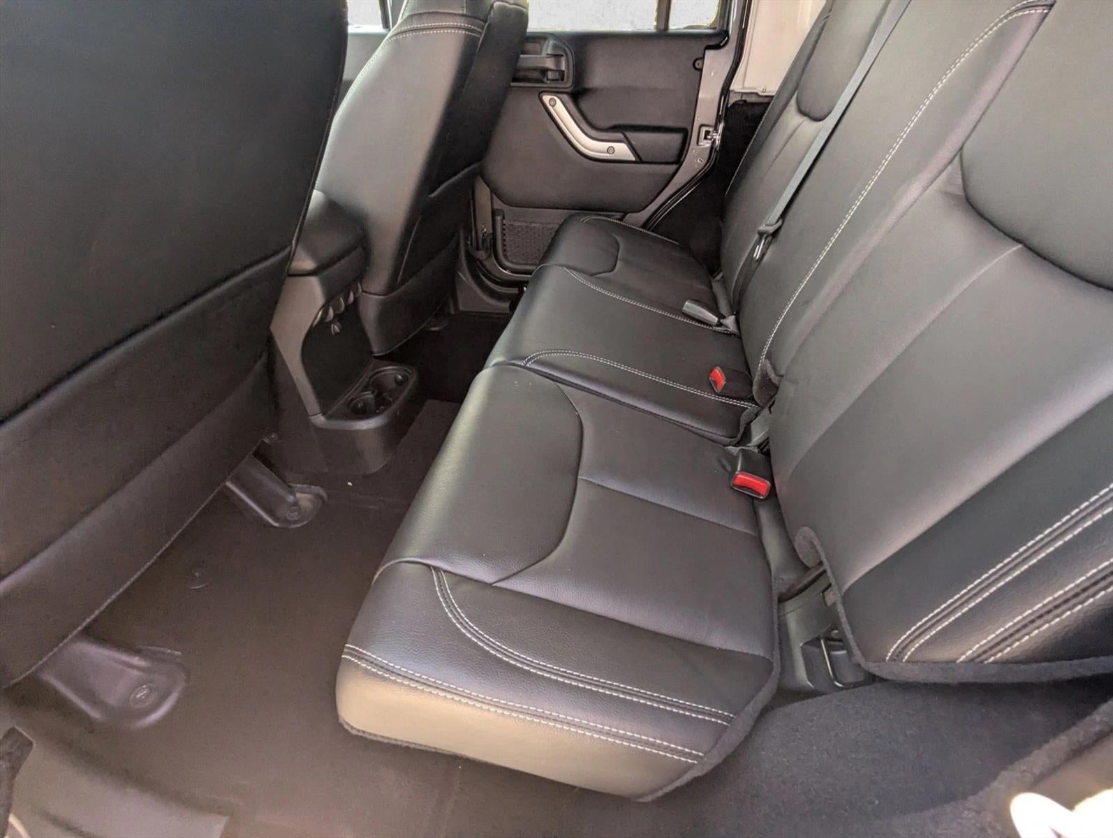 2018 Jeep Wrangler JK Unlimited Sahara 4x4