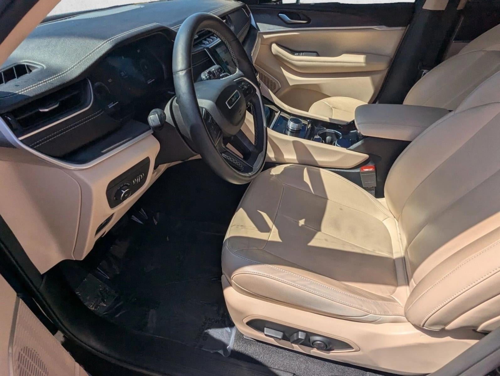 2022 Jeep Grand Cherokee Limited 4x2