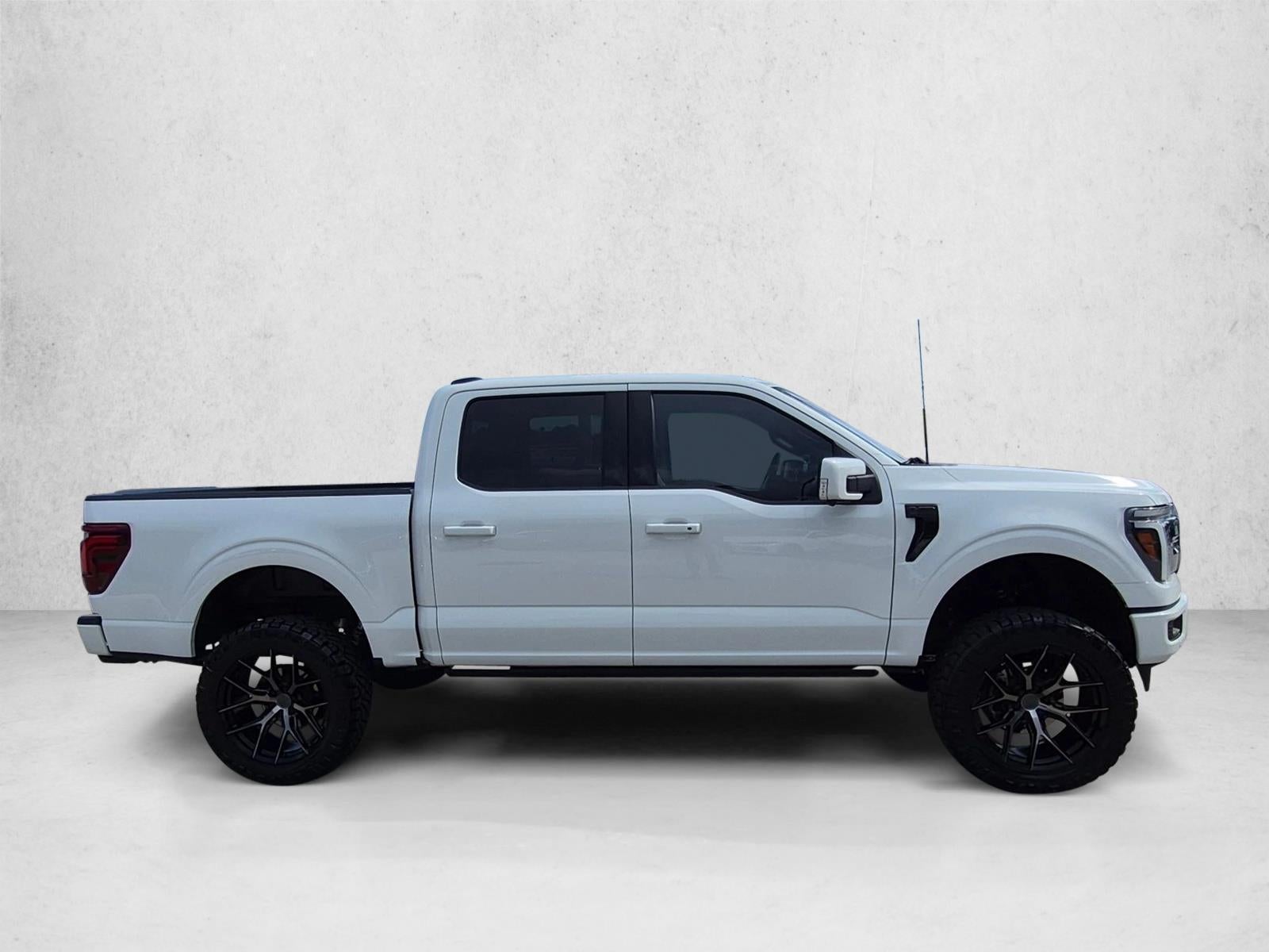 2025 Ford F-150 LARIAT 4WD SuperCrew 5.5' Box