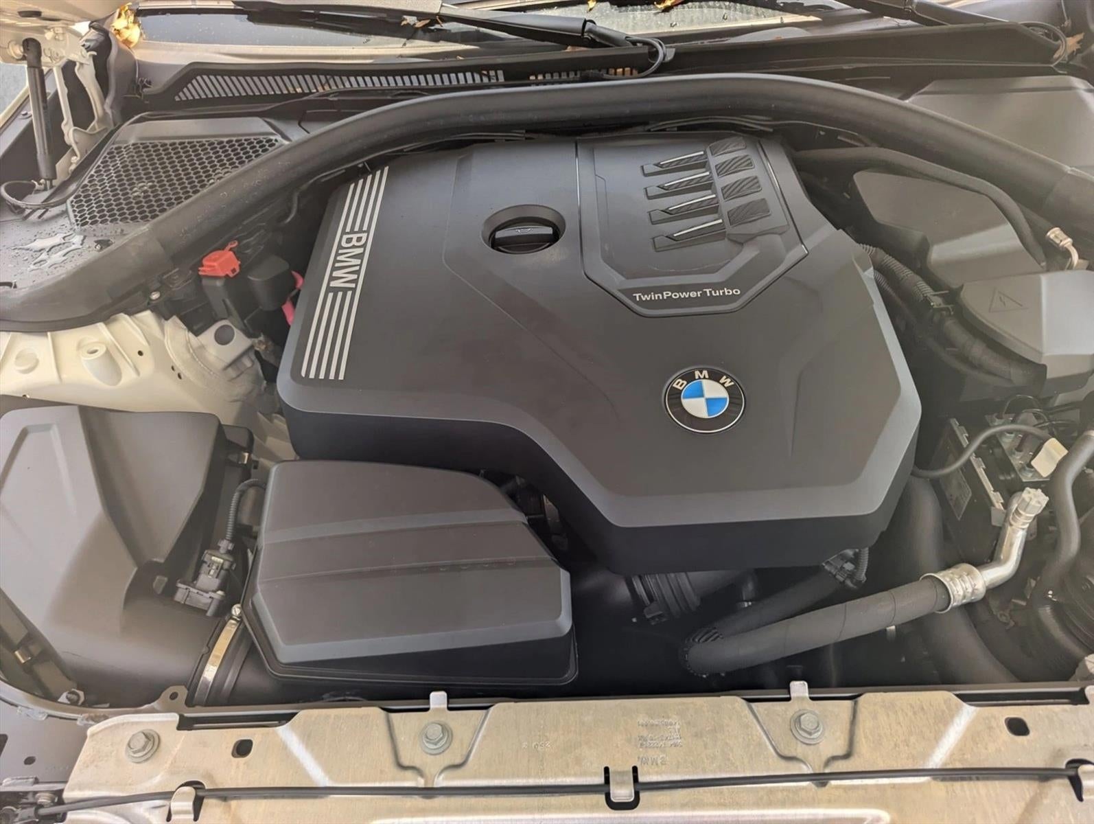 2023 BMW 330i Sedan