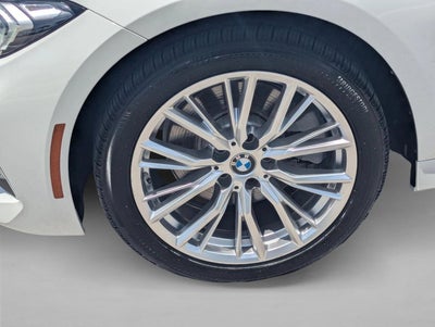 2023 BMW 330i Sedan