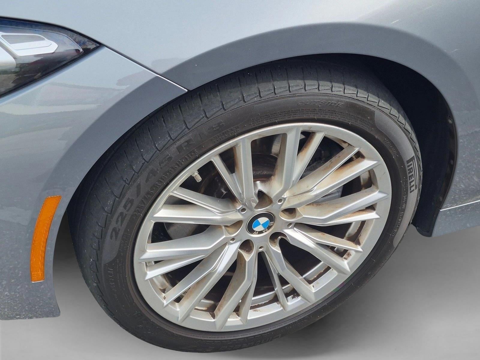2023 BMW 330i Sedan