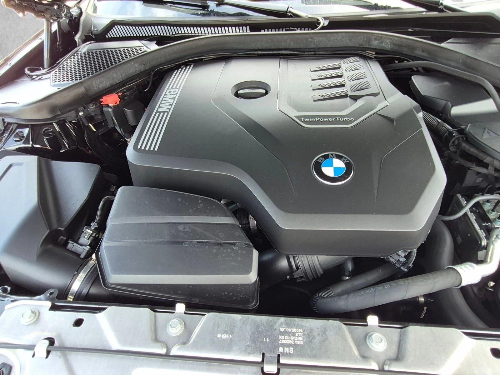 2023 BMW 330i Sedan