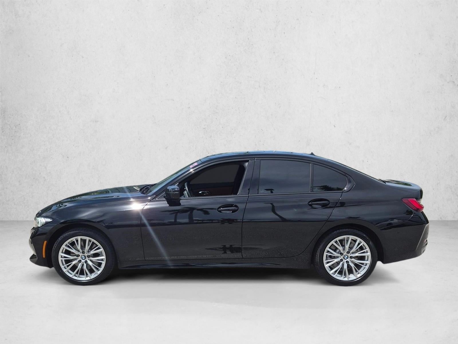 2023 BMW 330i Sedan