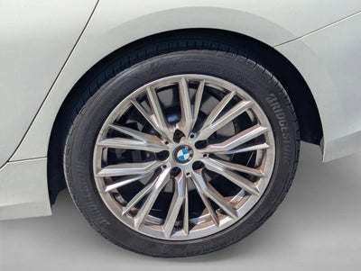 2023 BMW 330i xDrive Sedan