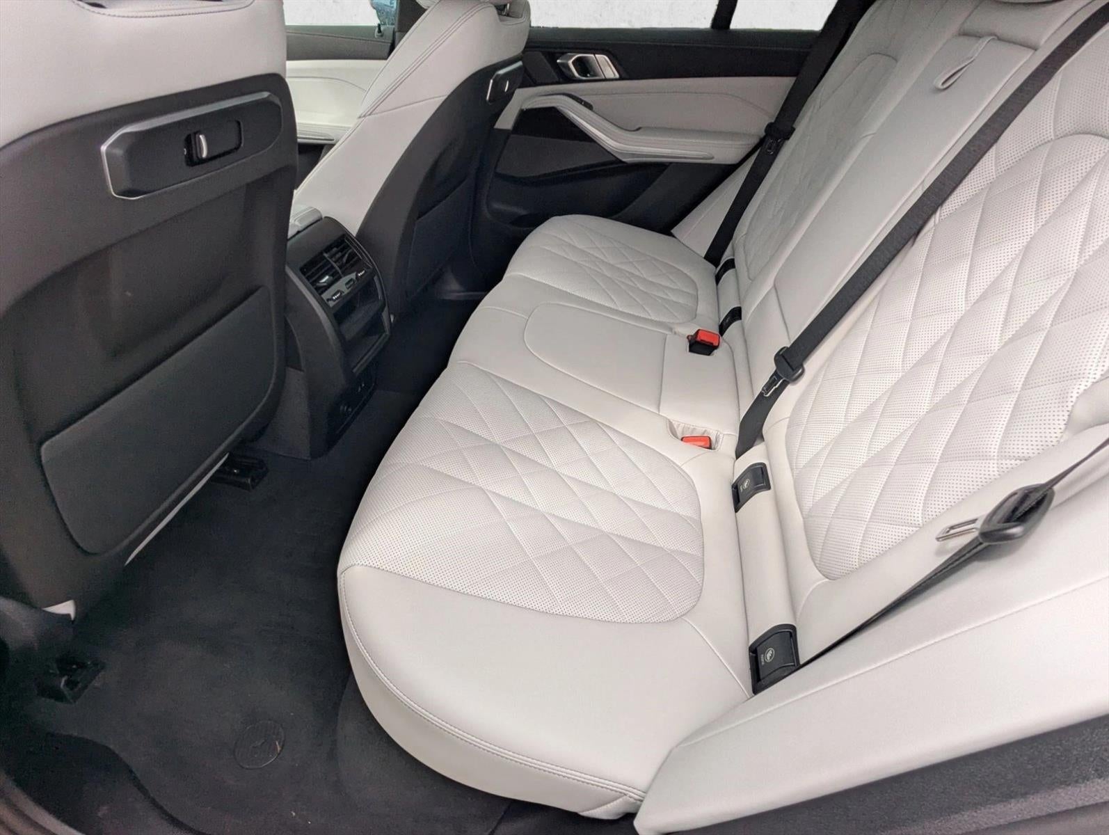 2026 BMW X5 xDrive40i Sports Activity Vehicle