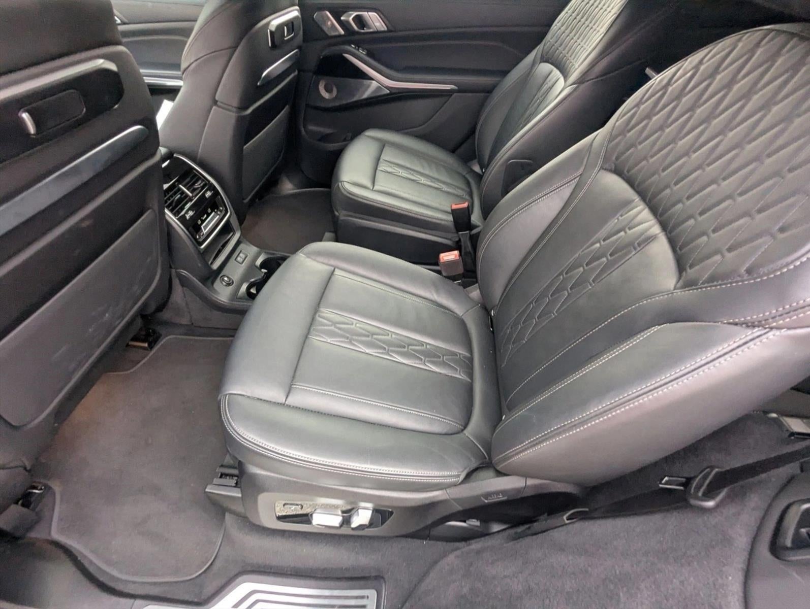 2024 BMW X7 M60i Sports Activity Vehicle