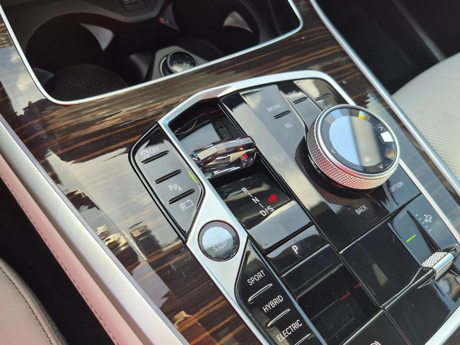 2026 BMW X5 xDrive50e Plug-In Hybrid