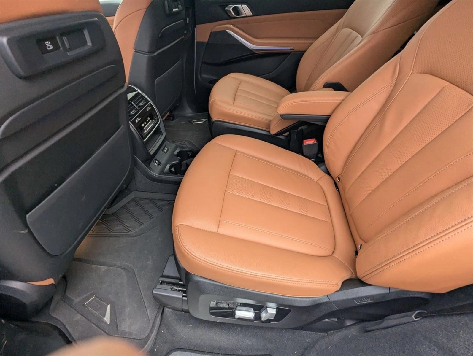 2022 BMW X7 xDrive40i Sports Activity Vehicle