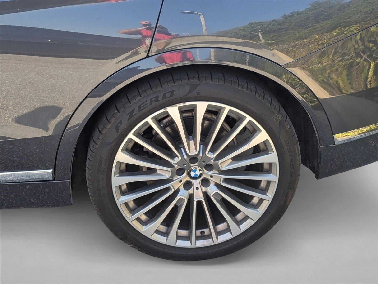 2019 BMW X7 xDrive40i Sports Activity Vehicle