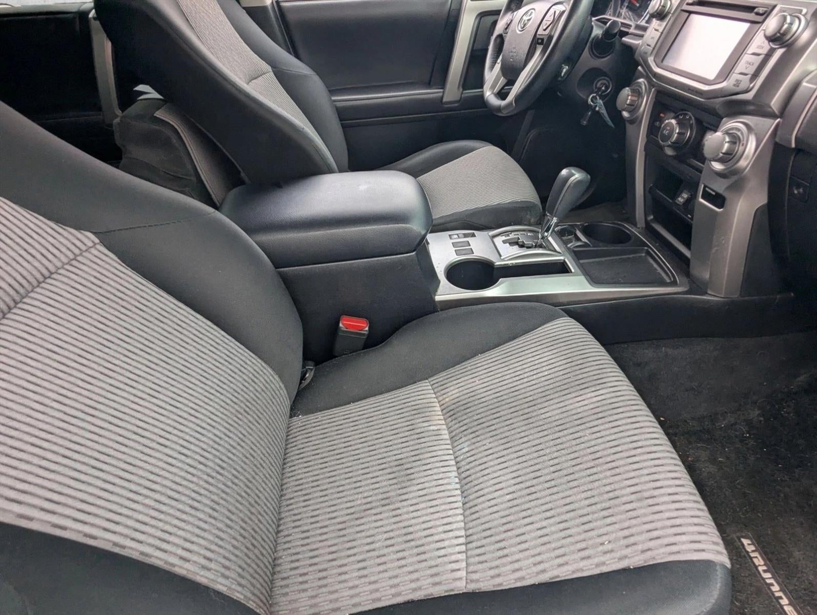 2018 Toyota 4Runner SR5 2WD (Natl)