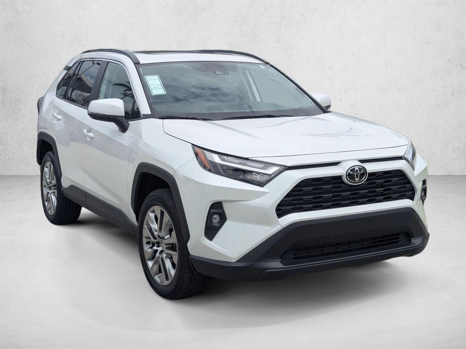 2023 Toyota RAV4 XLE Premium FWD (Natl)