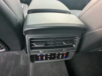 2022 Audi Q8 Prestige 55 TFSI quattro