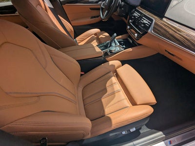 2023 BMW 530e Plug-In Hybrid